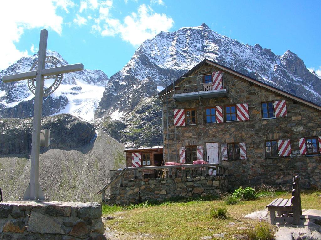 Haus Untergand Apartamento Sankt Anton am Arlberg Exterior foto