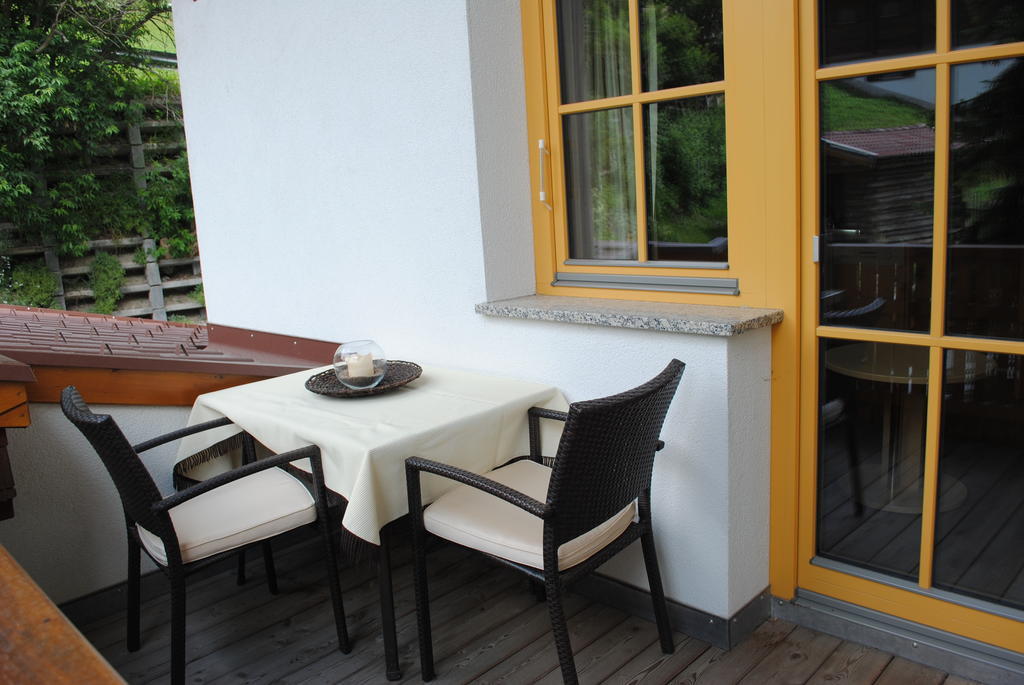 Haus Untergand Apartamento Sankt Anton am Arlberg Quarto foto